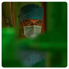 ErgonomicLighting_OP_surgeon_squareRoundedcorners